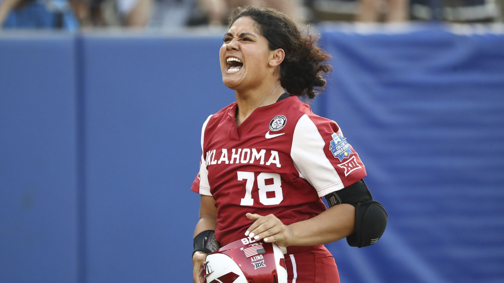 Jocelyn Alo might be the best softball