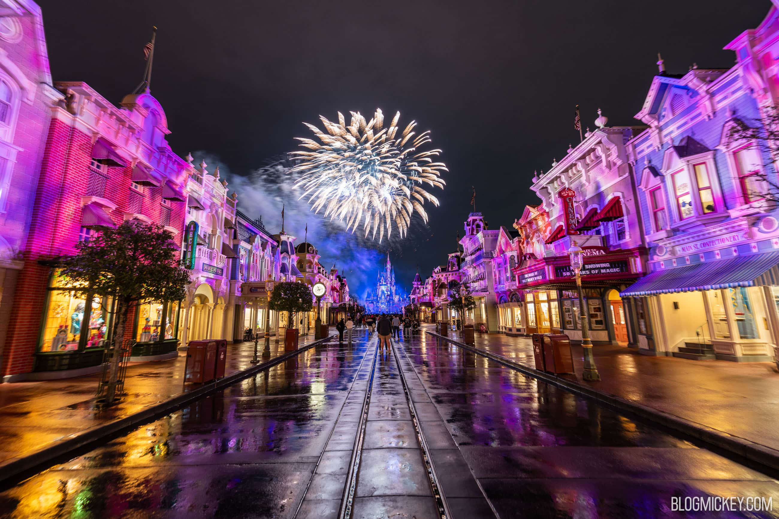 Disney Enchantment Fireworks Show