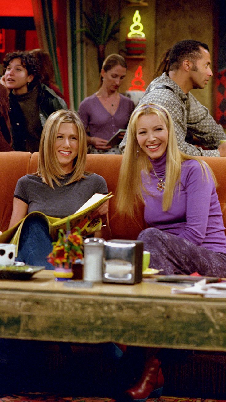 Friends Phone Wallpaper. Phoebe and Rachel