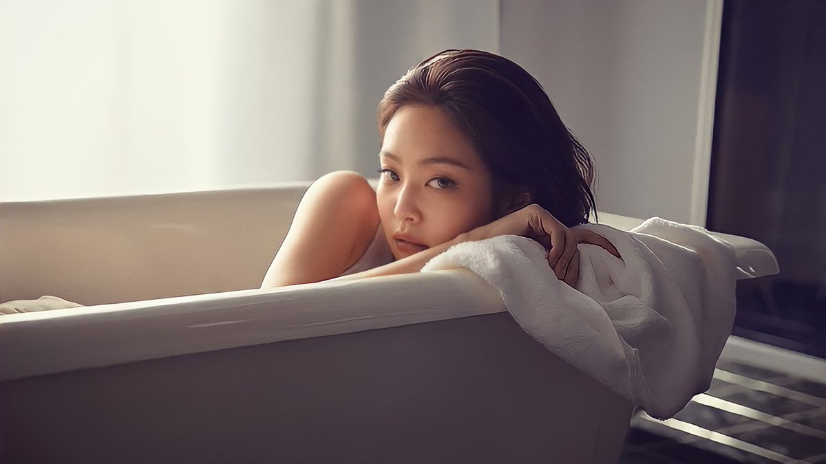 jennie desktop wallpaper