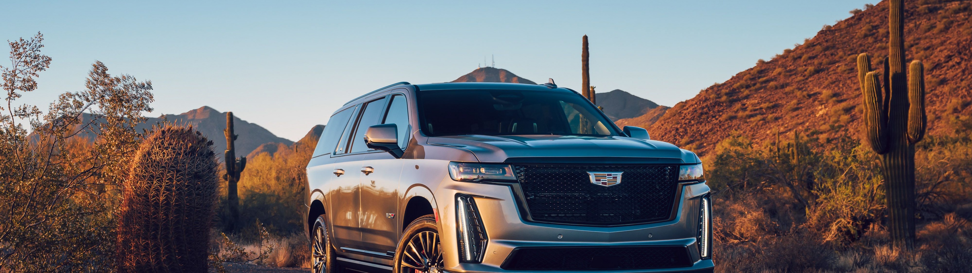 Cadillac Escalade V ESV Wallpaper 4K