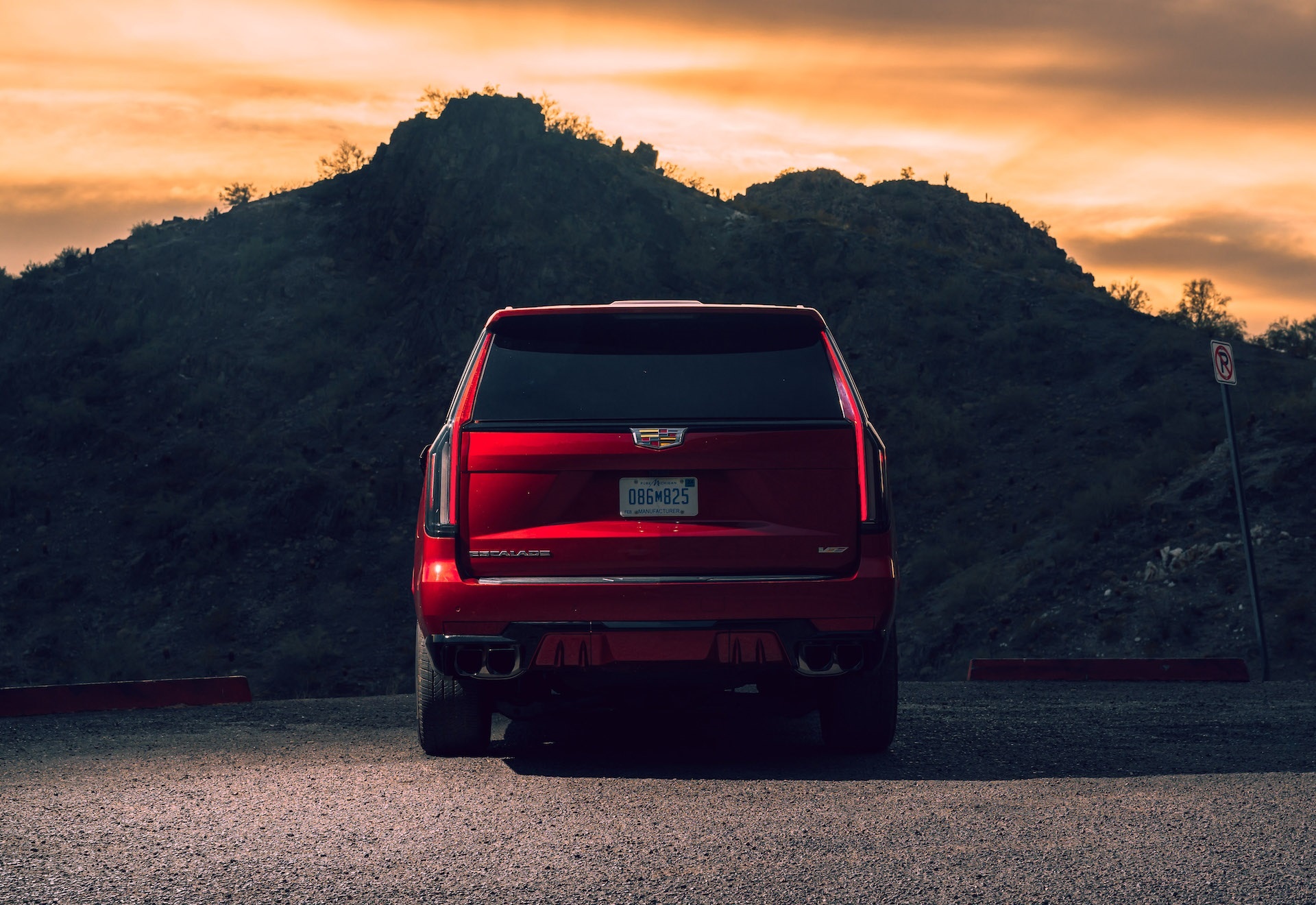 Cadillac Escalade Wallpaper