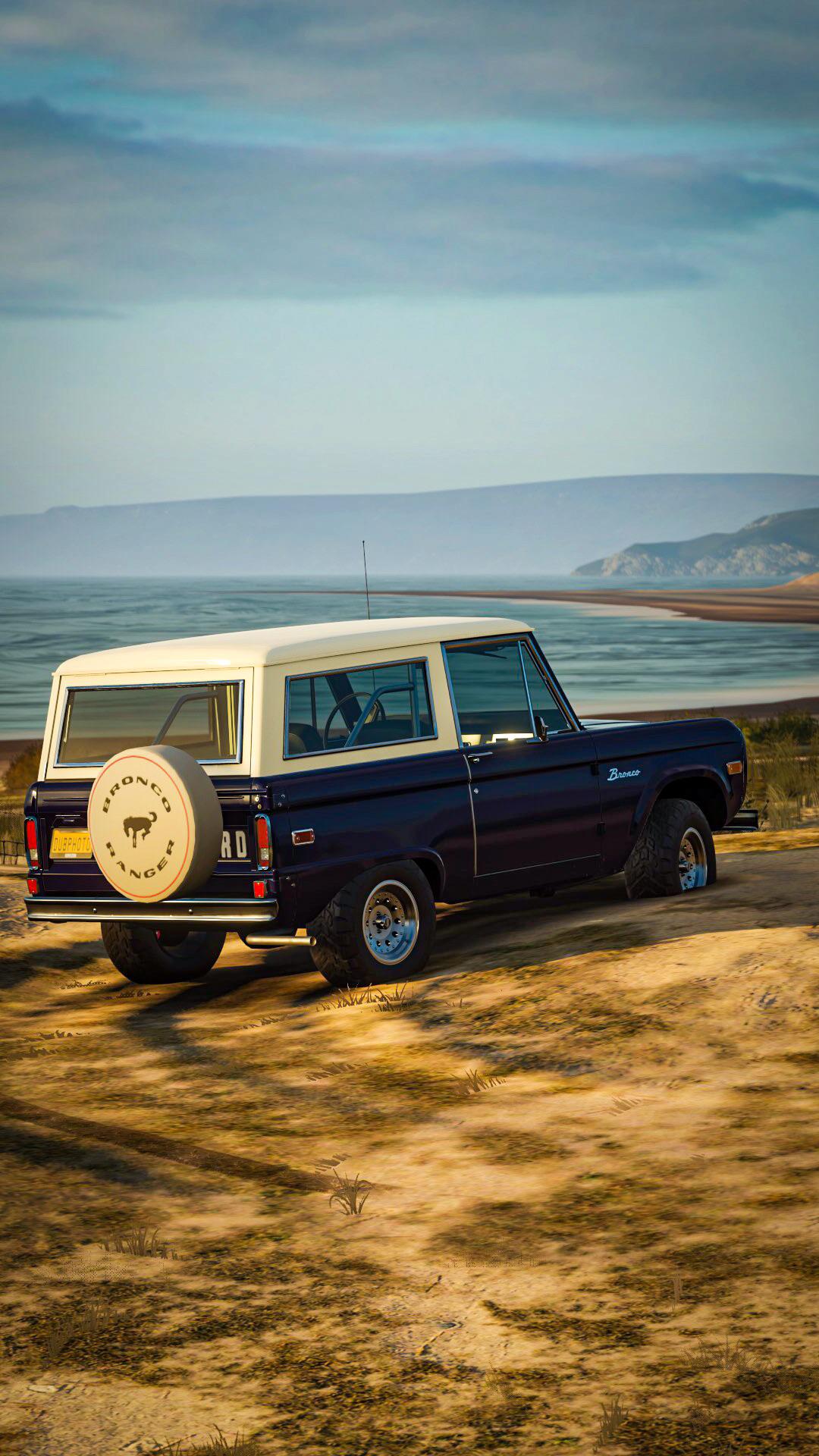 Some wallpaper of the Ford Bronco, r