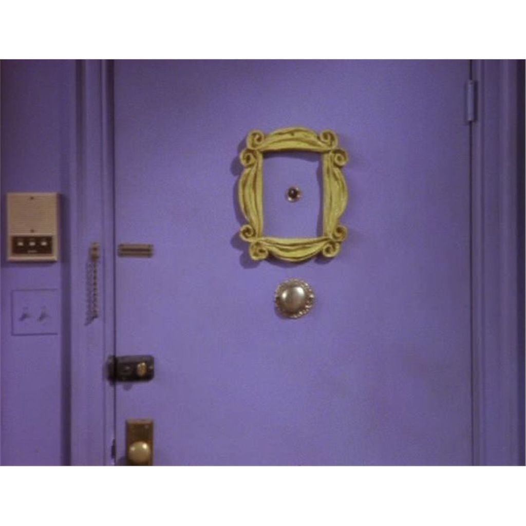 Monicas Peephole Frame.R.I.E.N.D.S