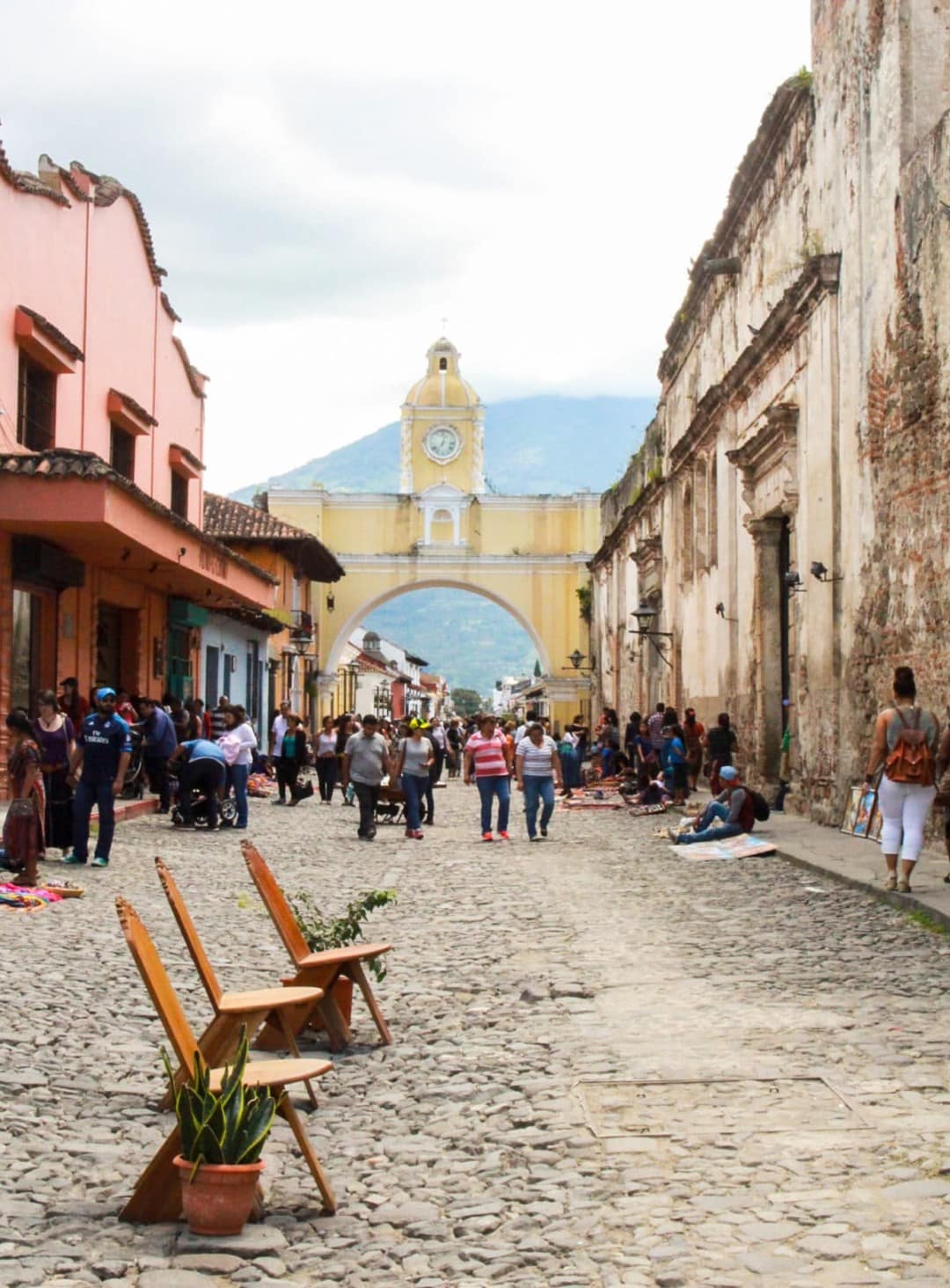 Hours in Antigua, Guatemala