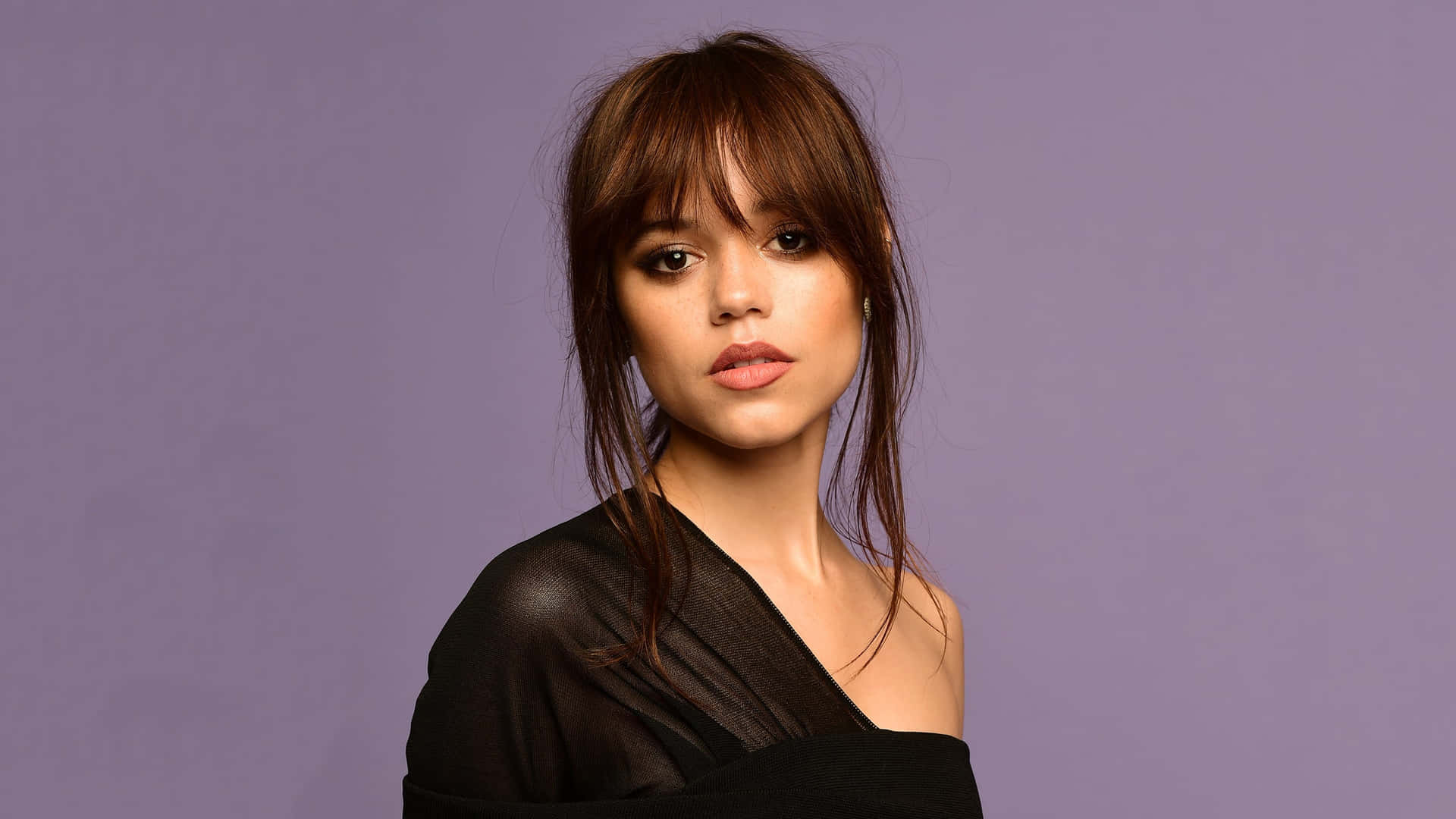 Jenna Ortega Wallpaper