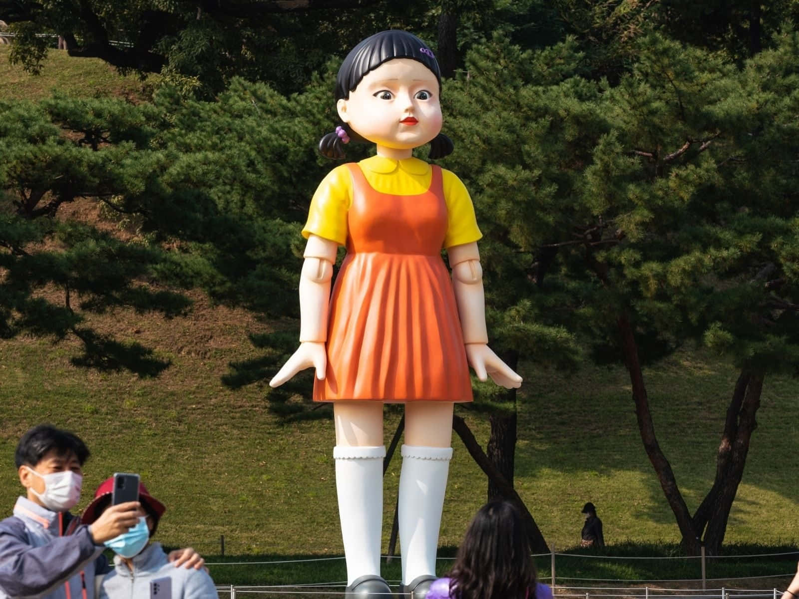 Doll Statue Squid Game Red Light