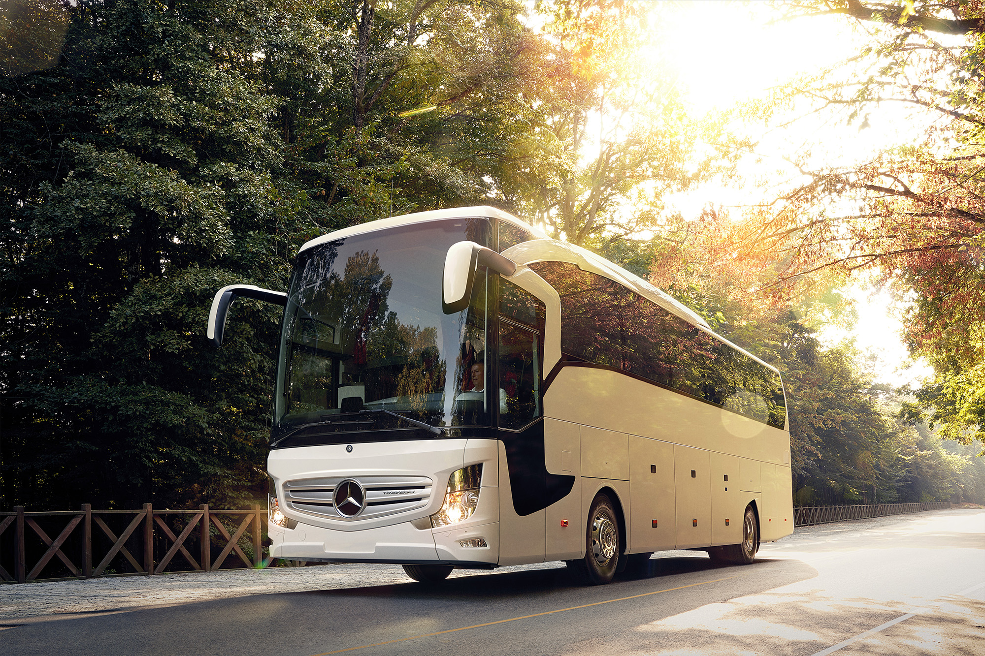 MERCEDES BENZ TRAVEGO