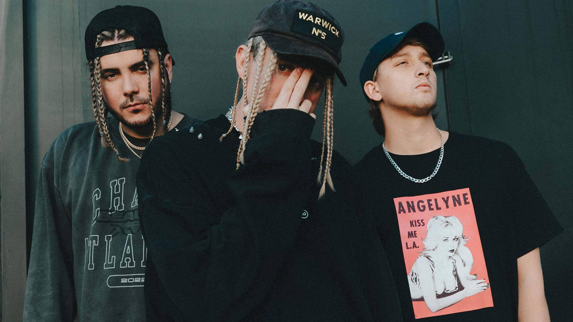 Chase Atlantic Wallpaper