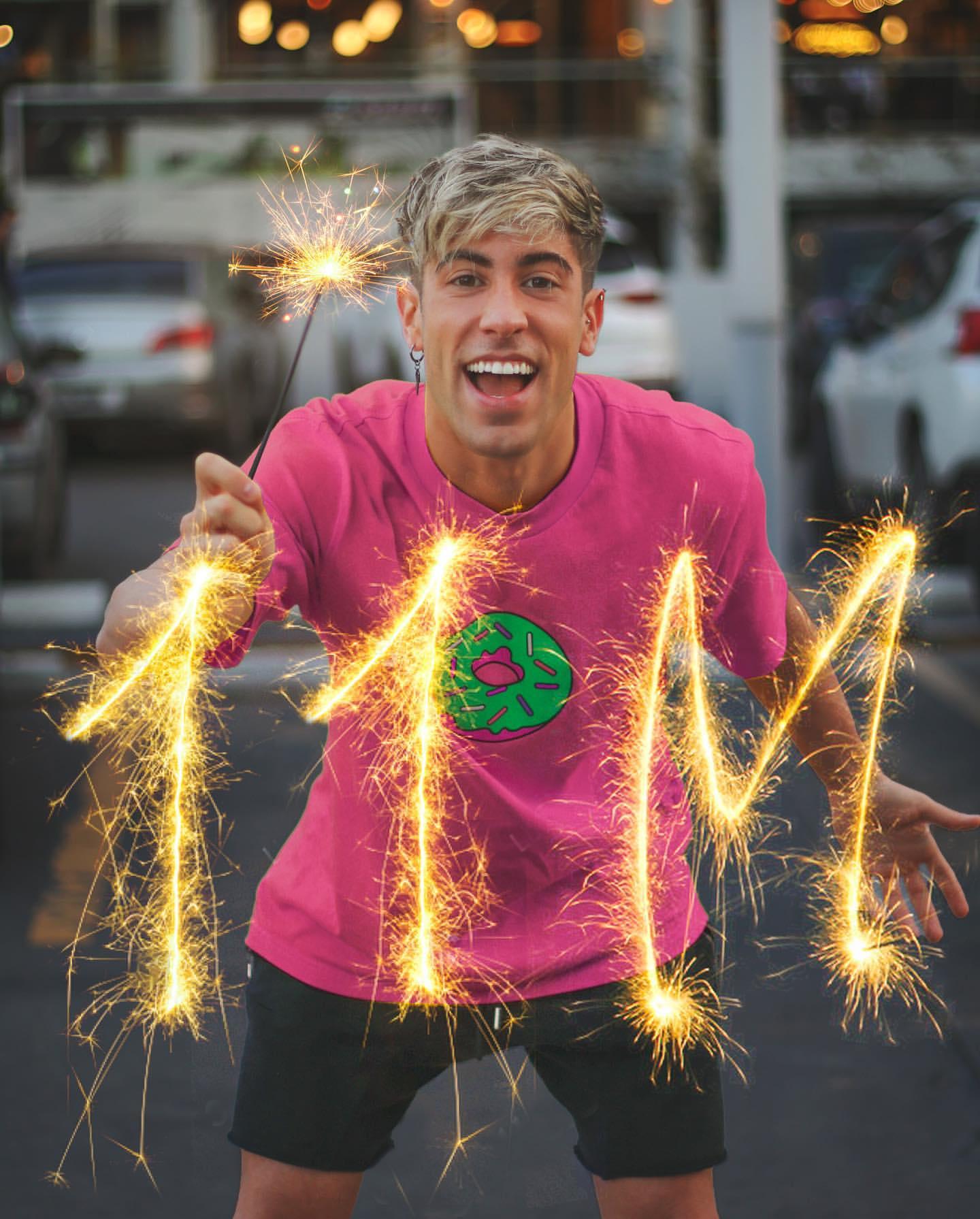 Alejo Igoa Wallpaper HD 4K APK