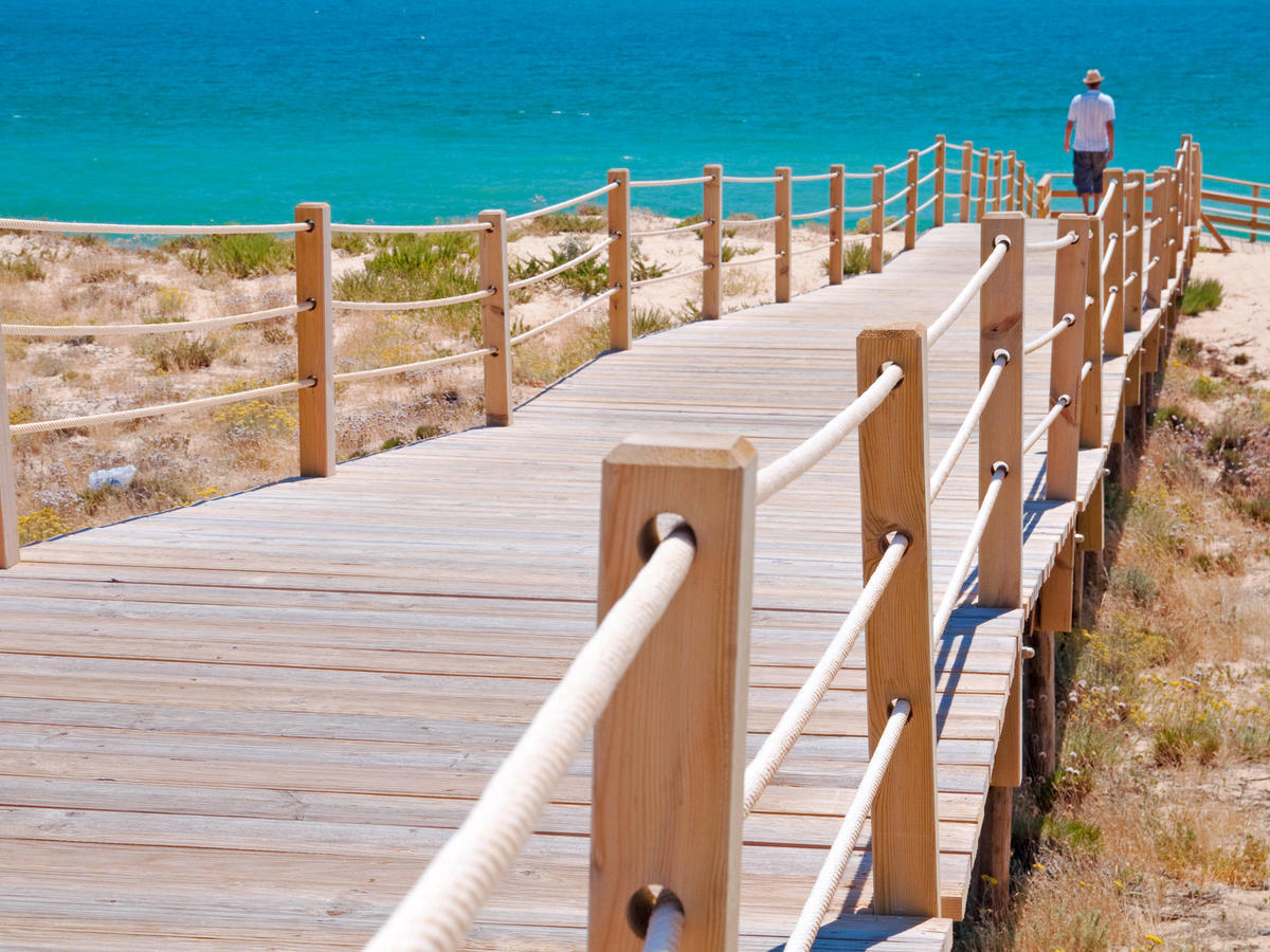 SALGADOS VILA DAS LAGOAS ALBUFEIRA