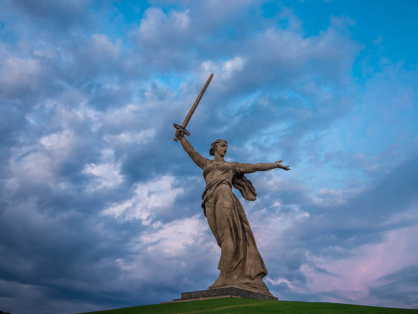 Photo Volgograd Russia Monuments