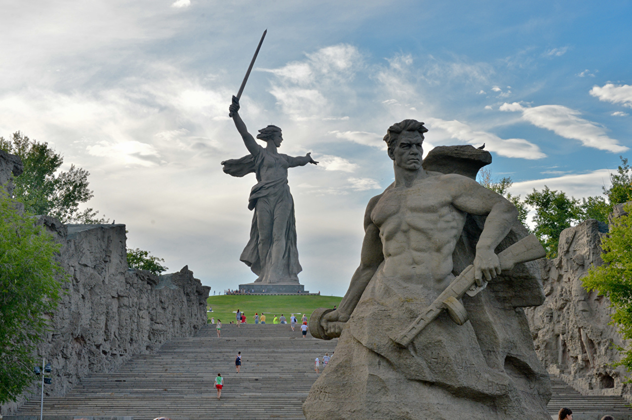 Photos Volgograd Russia Man Monuments