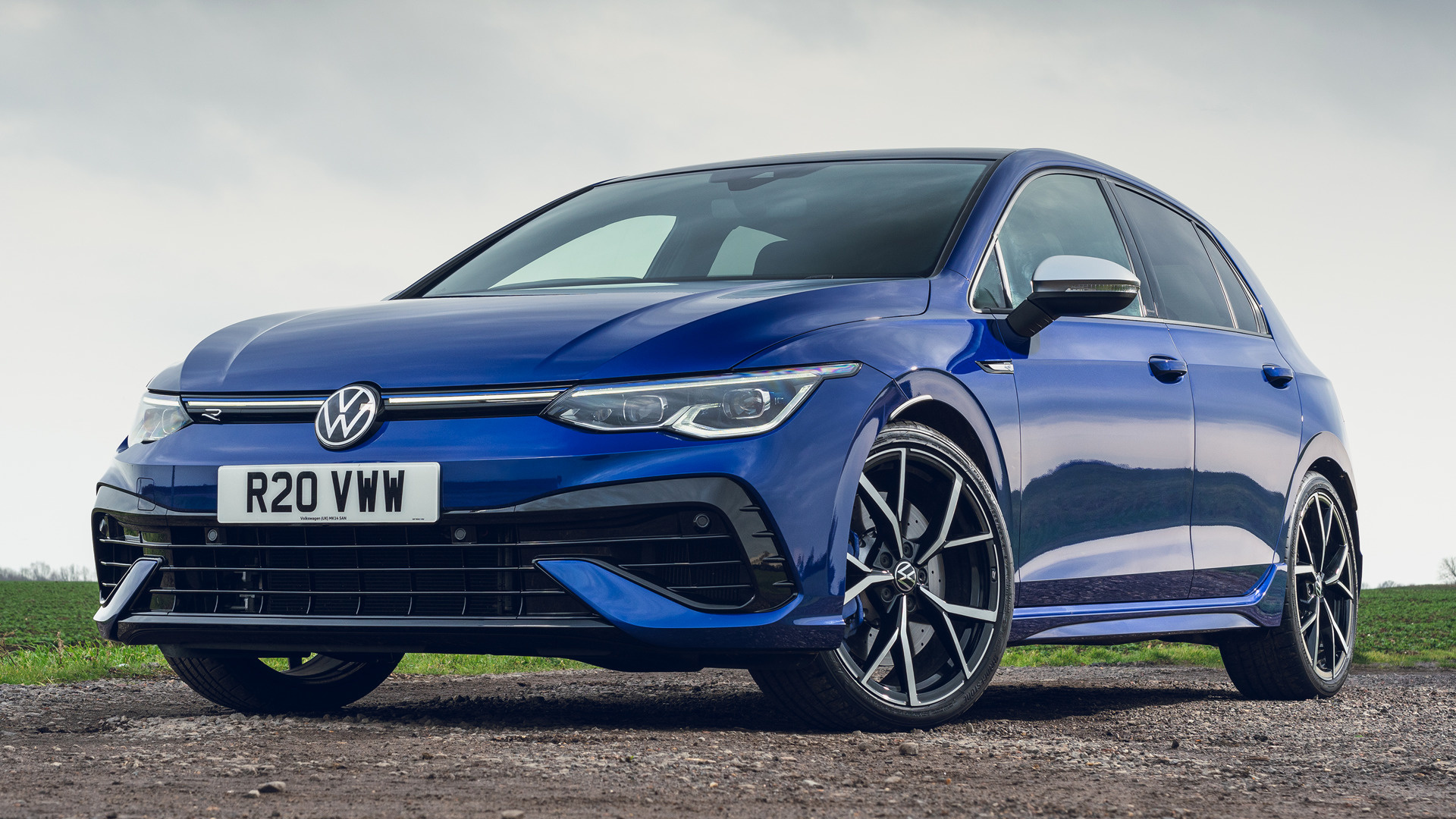 Volkswagen Golf R UK
