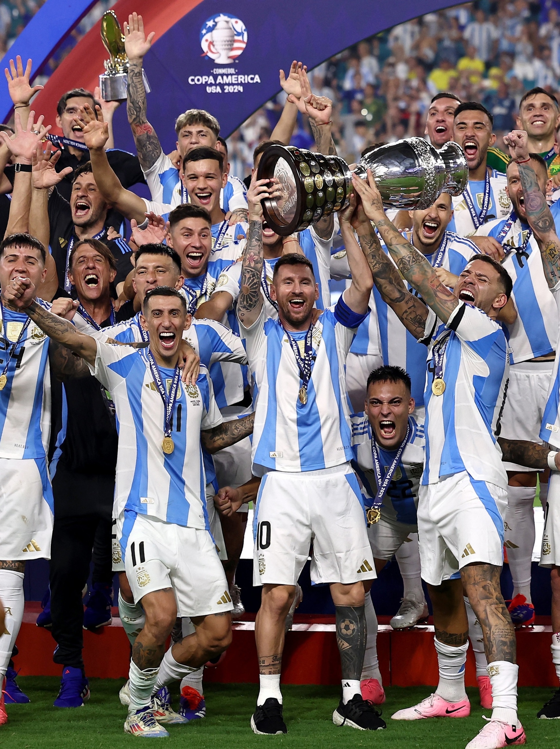 Lionel Messi celebrates Argentina's