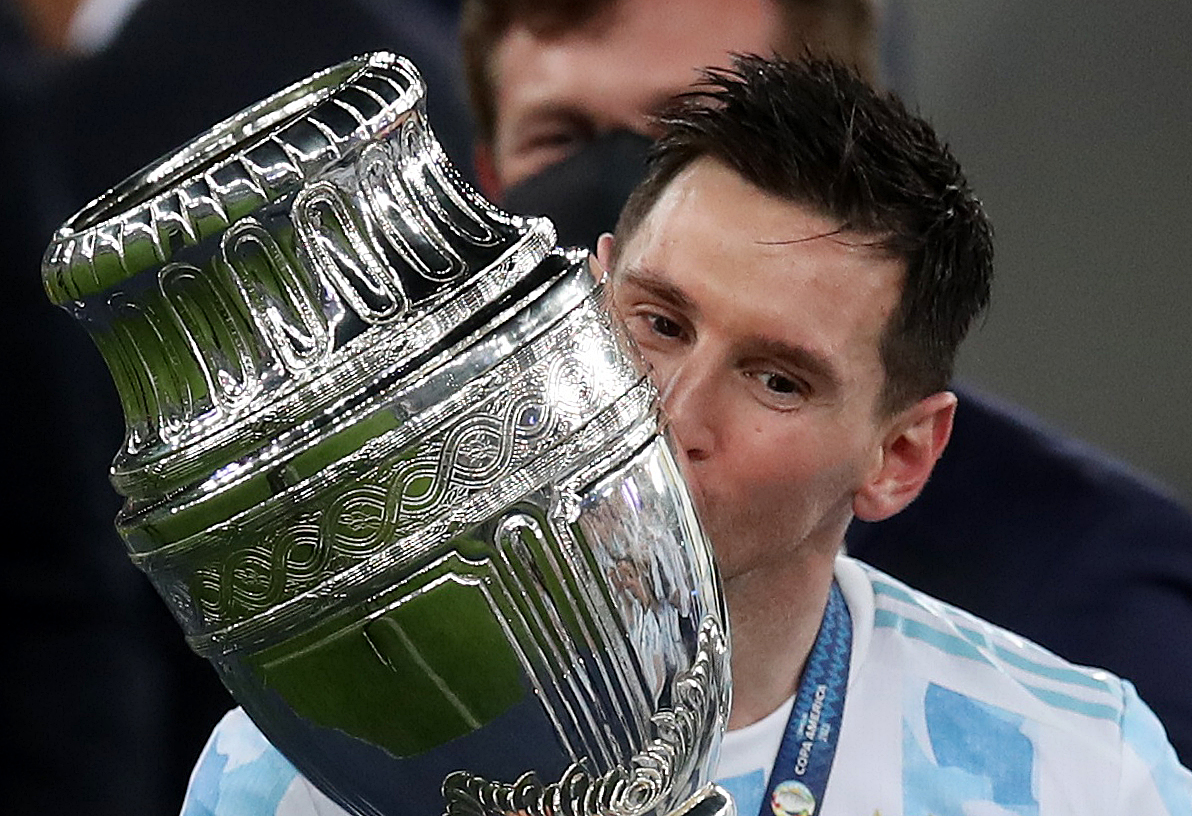 Messi breaks drought, win first major