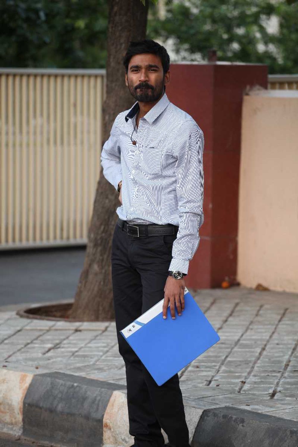 Velaiyilla Pattathari