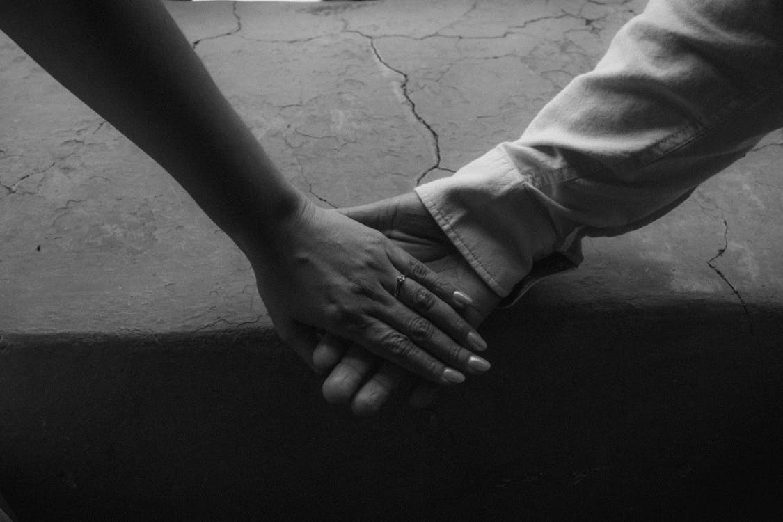 holding hands · Free