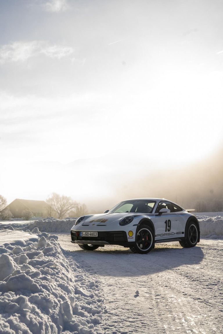 2023 Porsche 911 ( 992 ) Dakar Rallye 1974 quality free high resolution car image, picture and photo