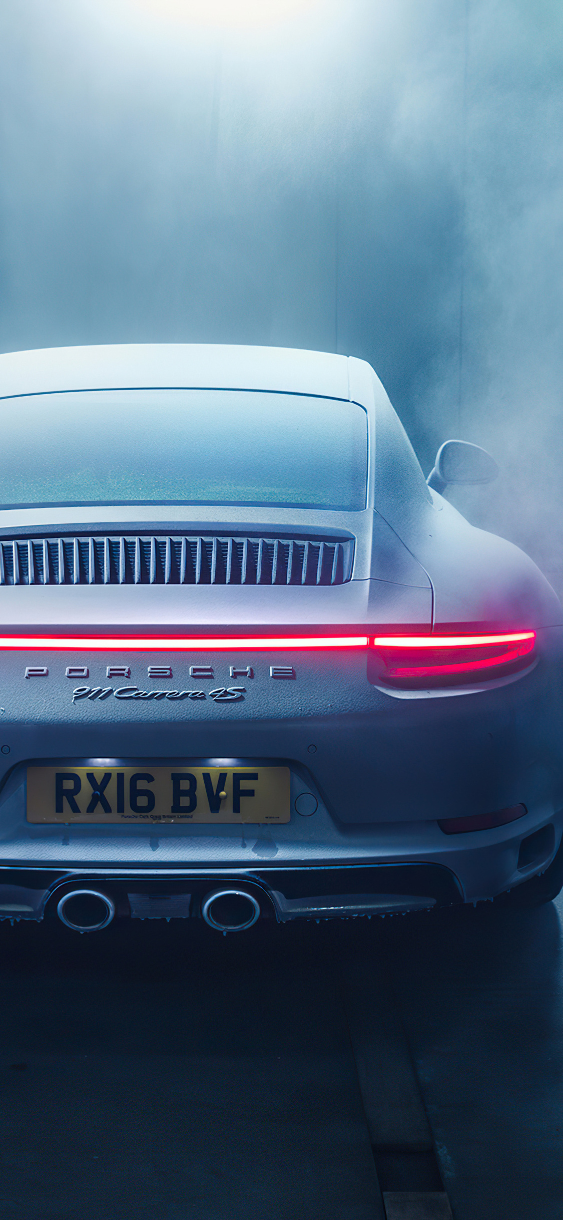 Porsche 911 Snow Test iPhone