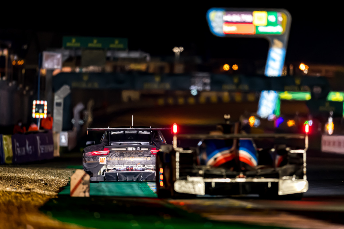 Ferrari leads LMGTE Pro