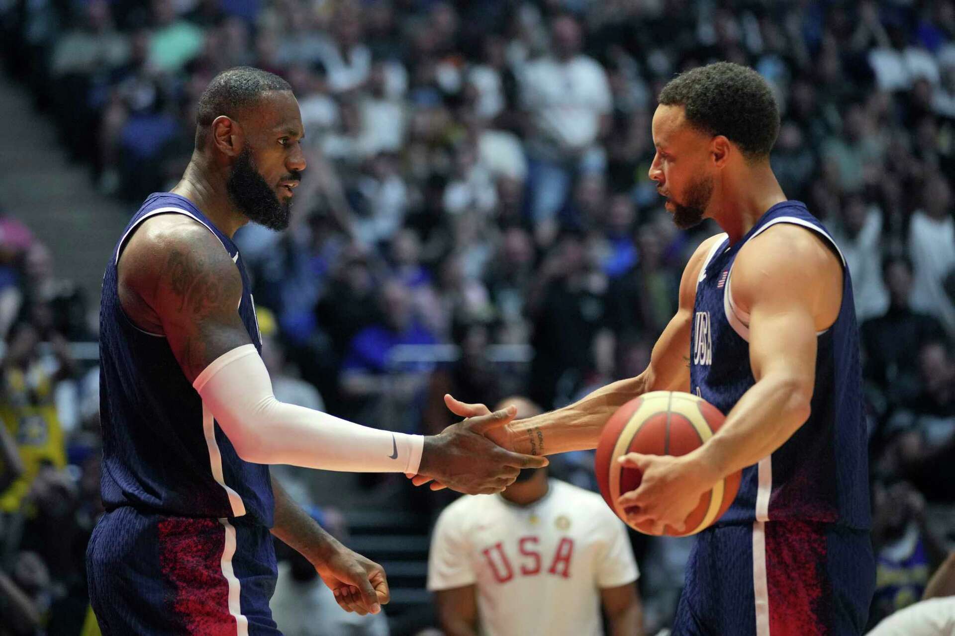 NBA rivals Steph Curry, LeBron James