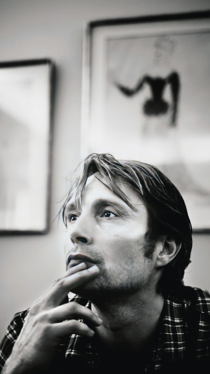 mads mikkelsen lockscreen wallpaper
