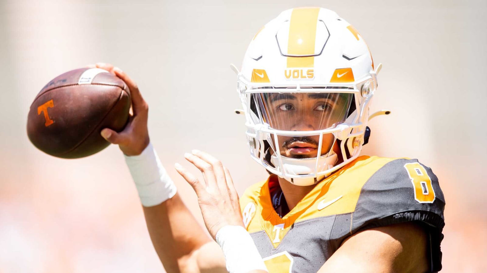 Tennessee's Iamaleava is impressive
