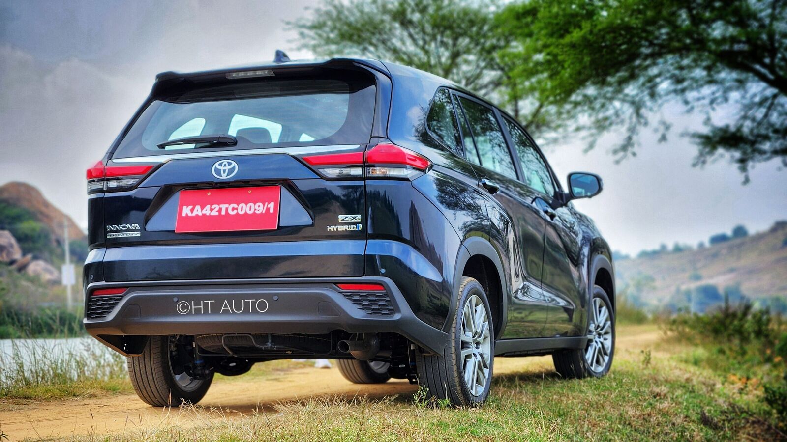 Toyota Innova HyCross MPV booking