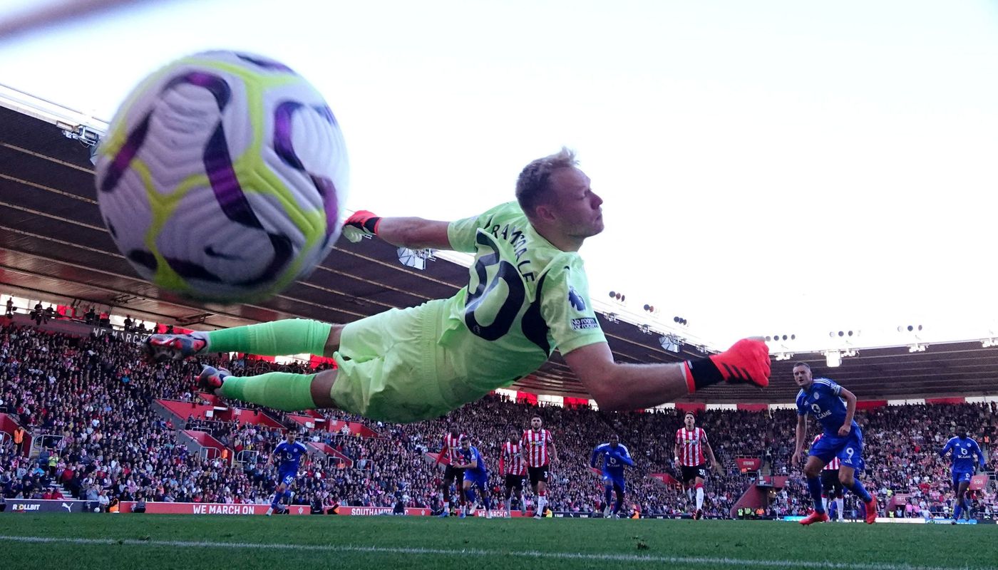 Best photo of Matchweek 8