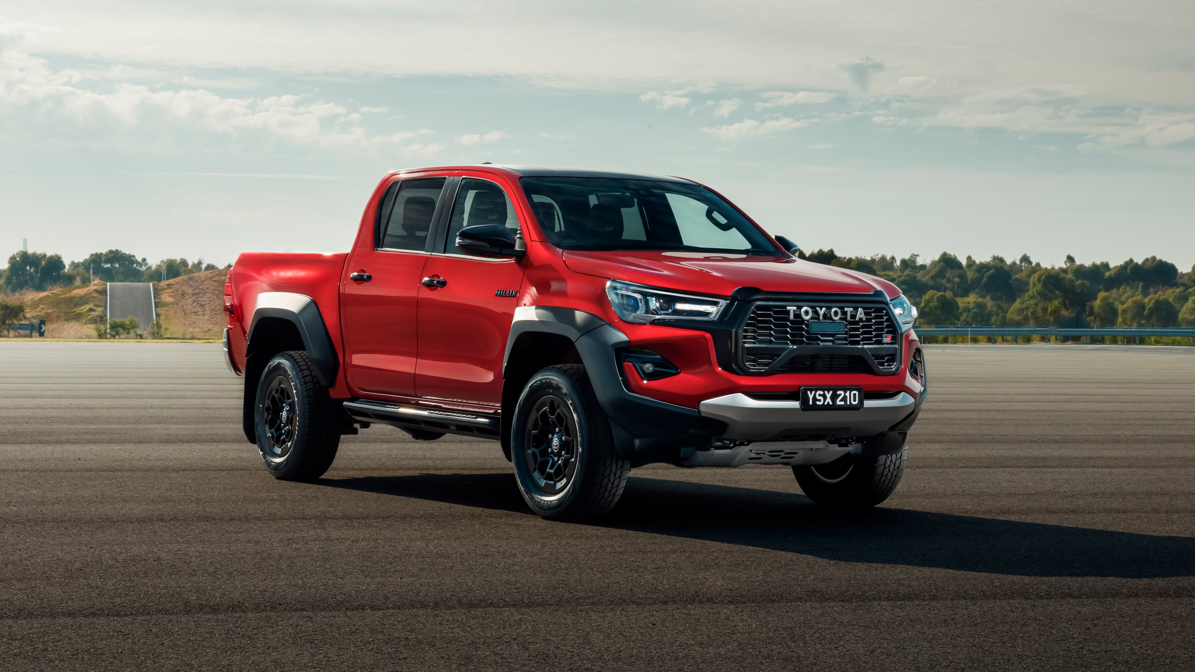 Toyota Hilux GR Sport Double Cab 2023