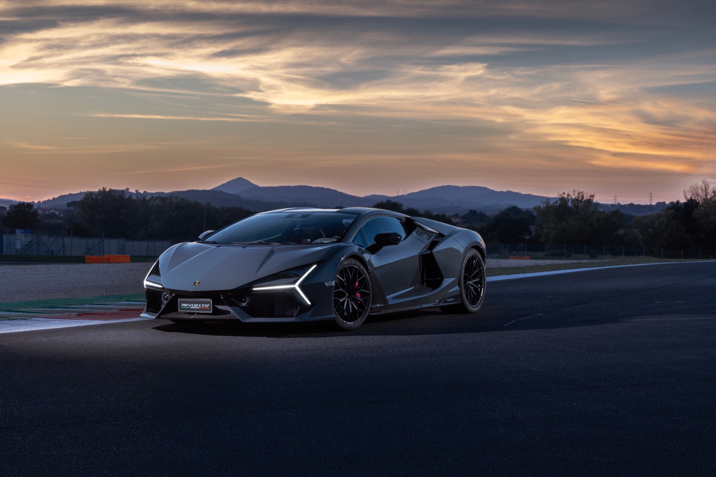 Lamborghini Revuelto 2024 Review, Specs