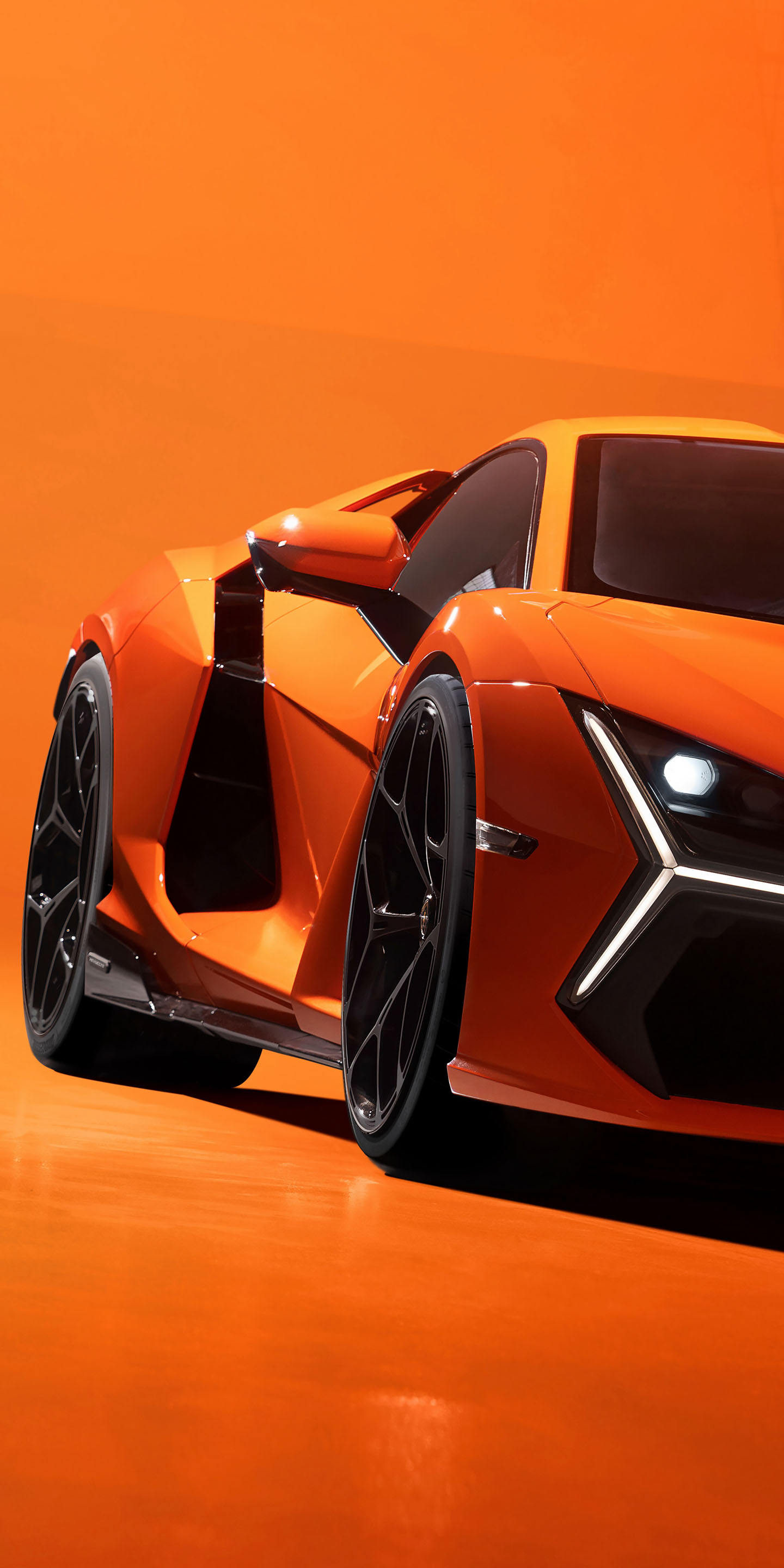 Lamborghini Revuelto Mobile