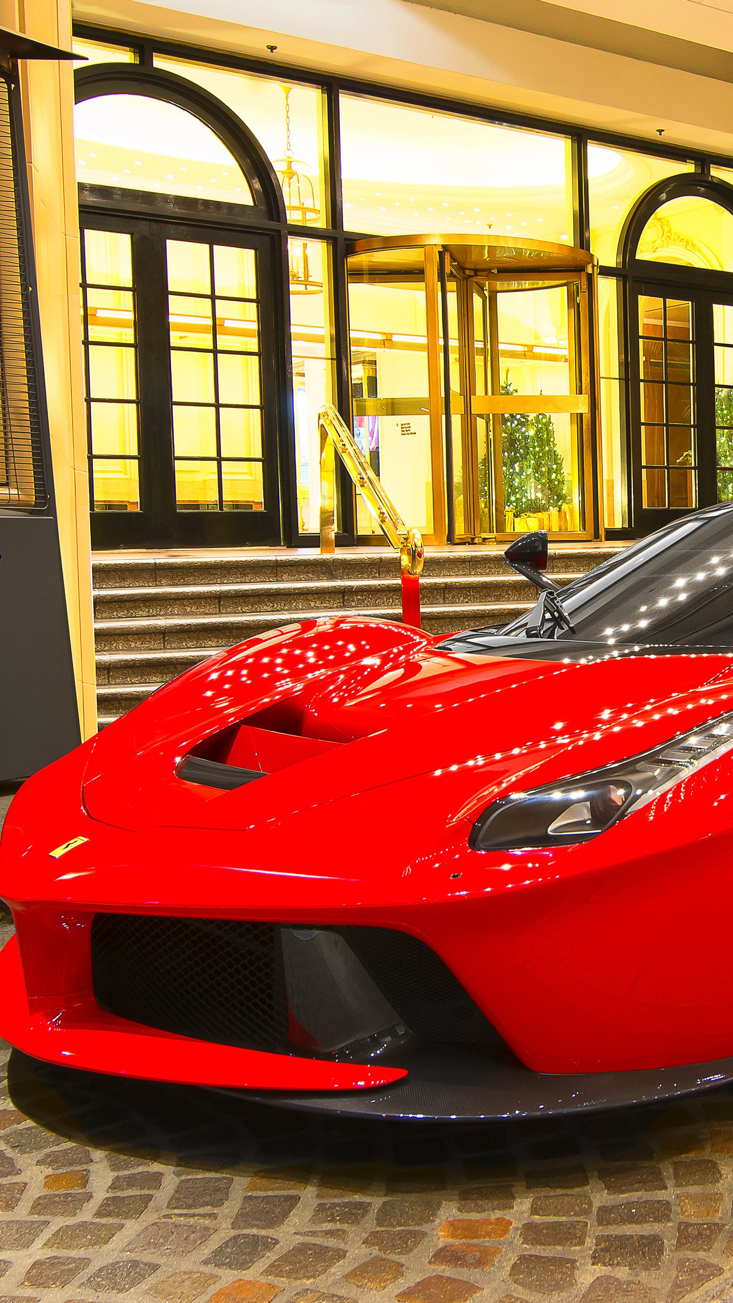 Vehicle Ferrari LaFerrari Phone Wallpaper