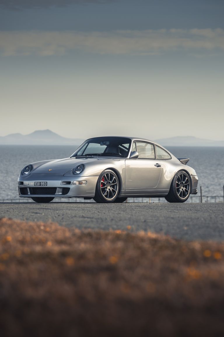 2022 Autoart 993R based on Porsche