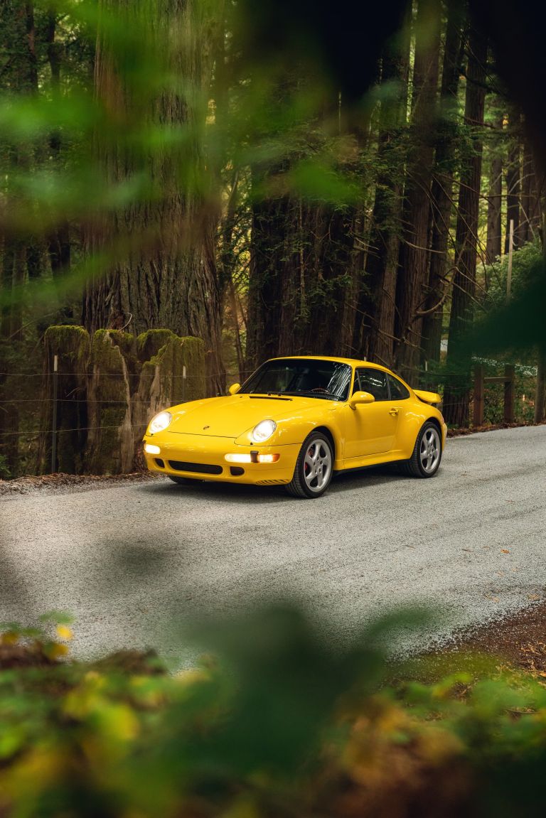 Porsche 911 ( 993 ) Turbo