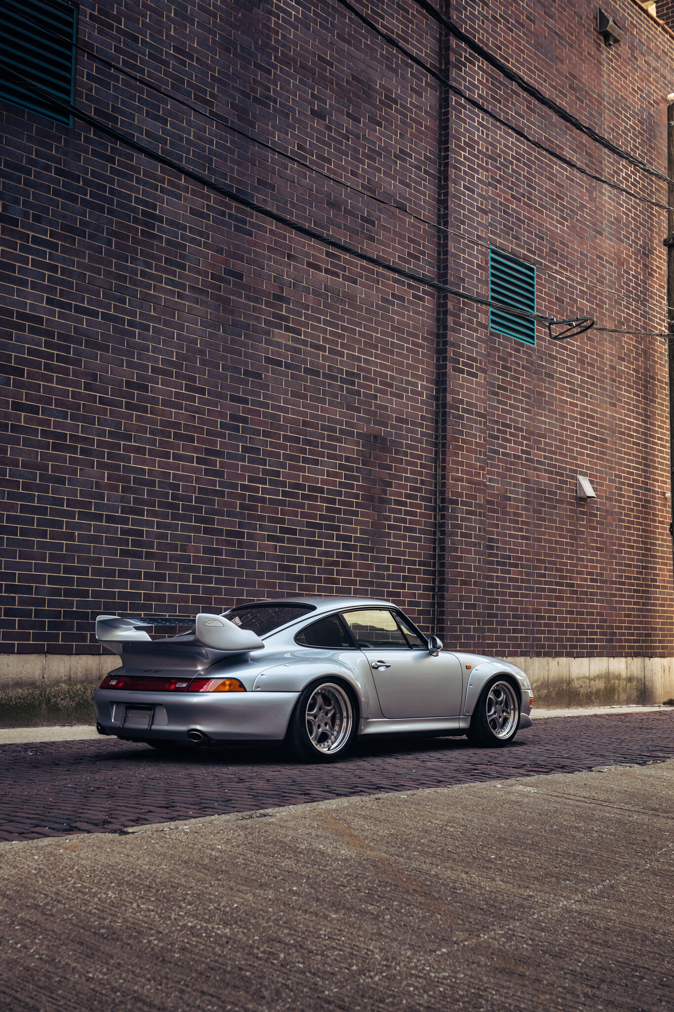 Porsche 993 GT2 Downtown Chicago
