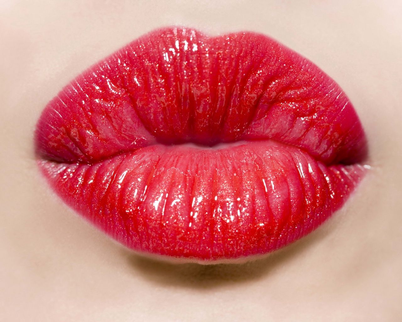 Download wallpaper 1280x1024 lips, girl