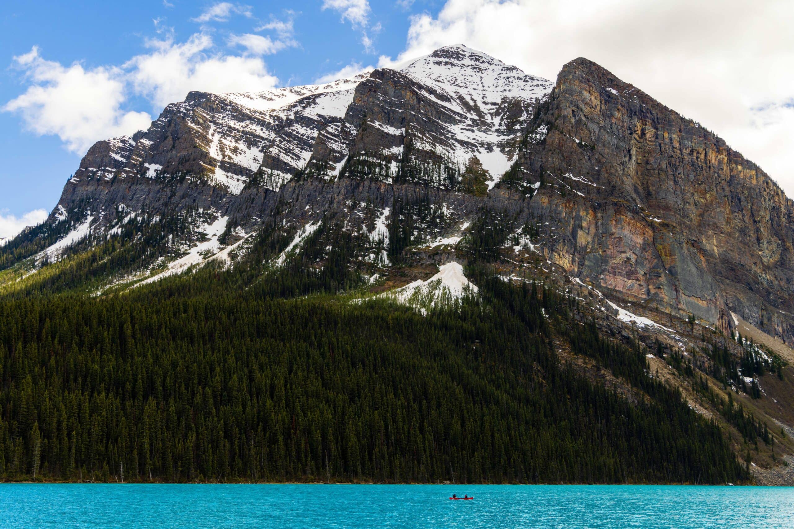 Visiting Lake Louise and Moraine Lake