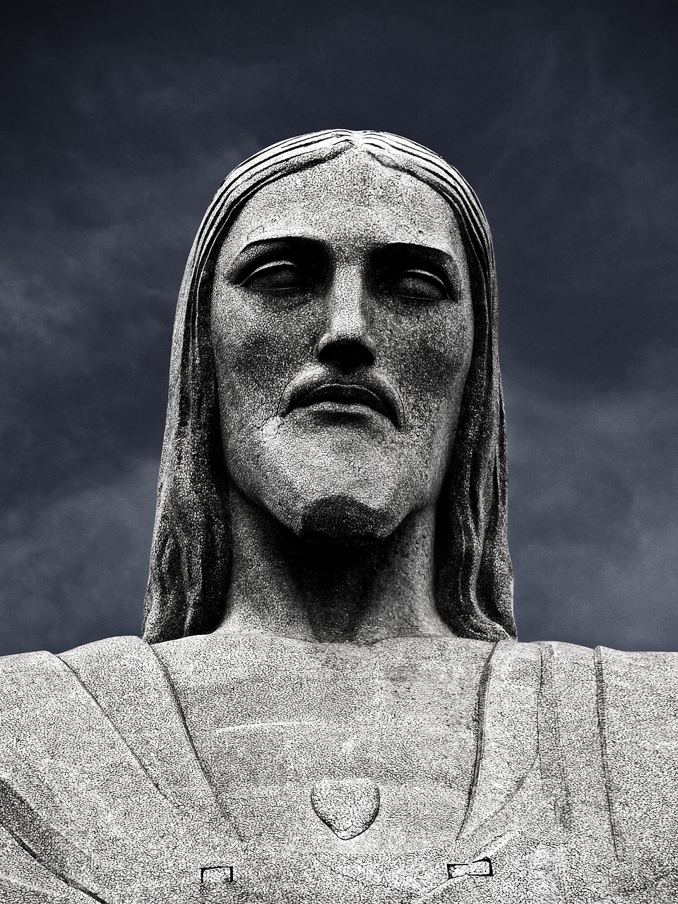 30,Free Christ The Redeemer Statue