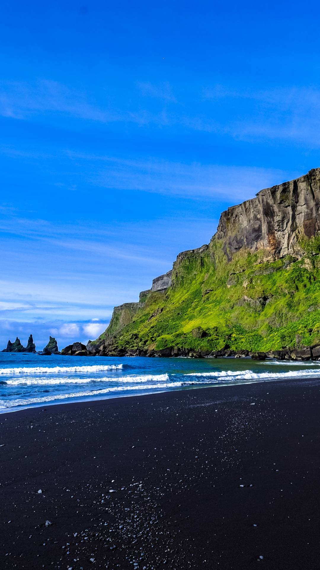 Black Beach iPhone Wallpaper