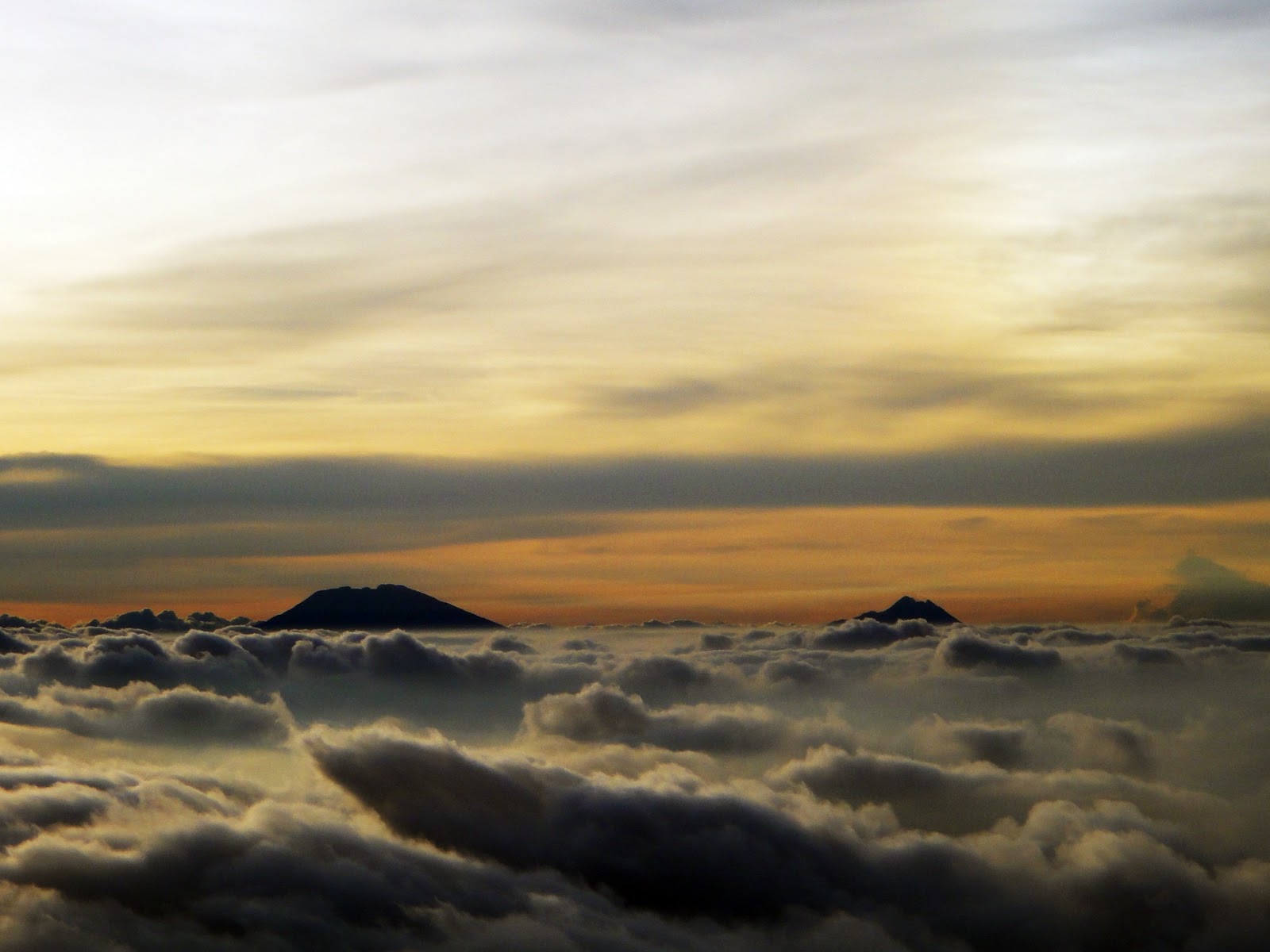 Mount Prau: Hiking Trails and Itinerary