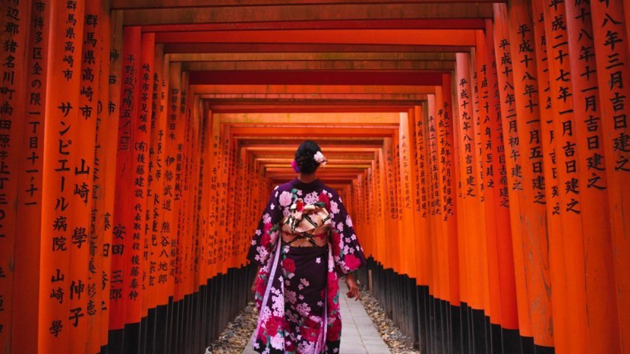 the Fushimi Inari Shrine in Kyoto