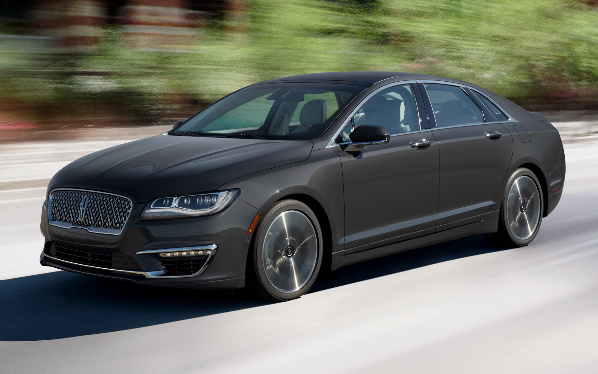 Lincoln MKZ and HD Image