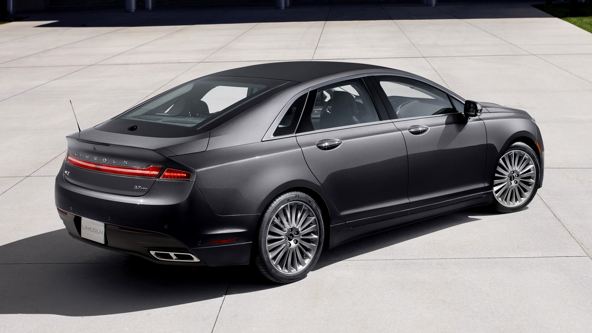 Lincoln MKZ and HD Image