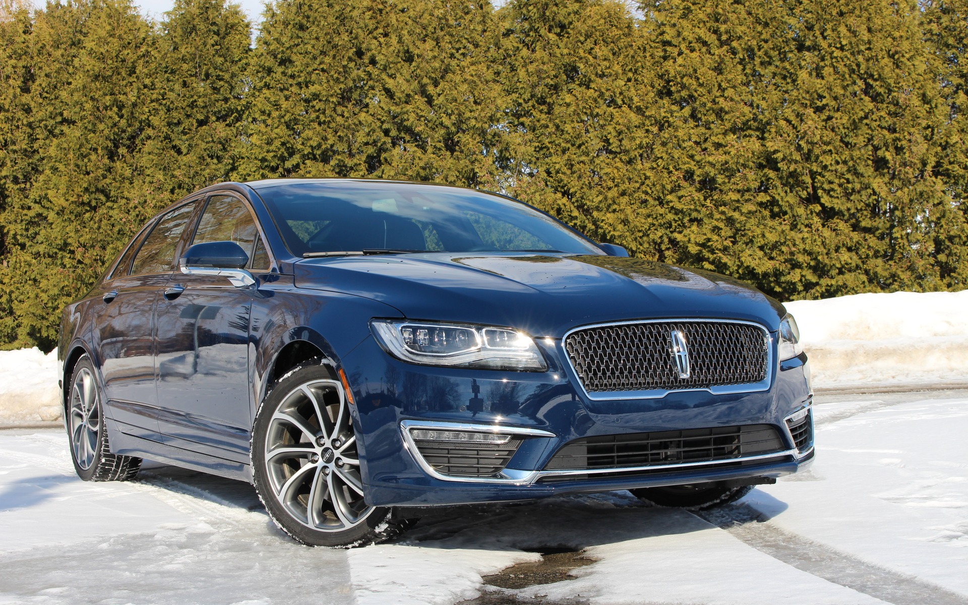 Lincoln MKZ: Quietly Slipping