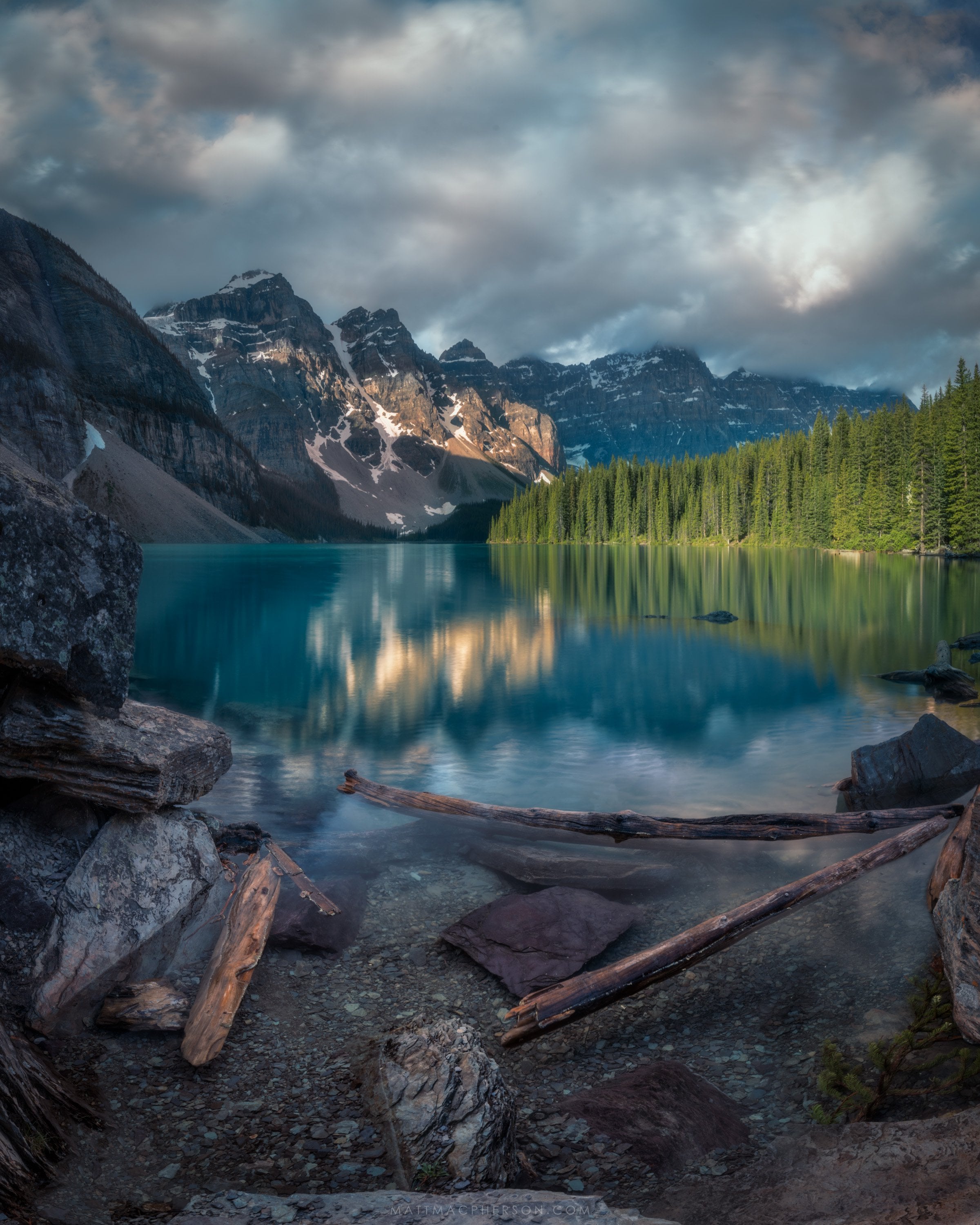 incredible Moraine Lake