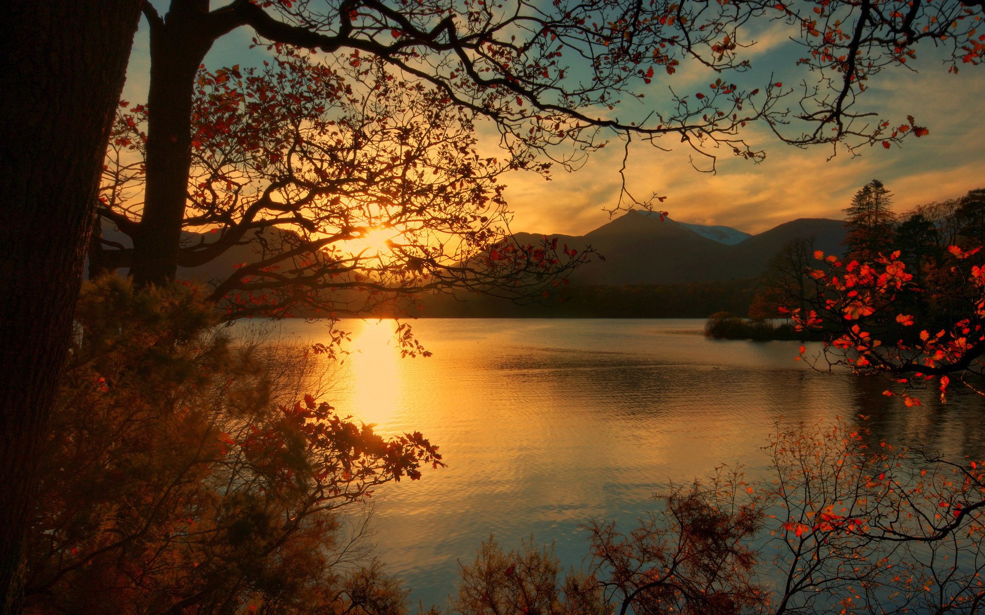 Autumn Serenity: HD Wallpaper of a Sunset