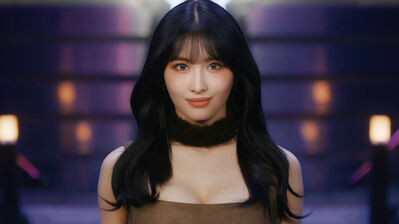 TWICE Momo (Moonlight Sunrise) 4K