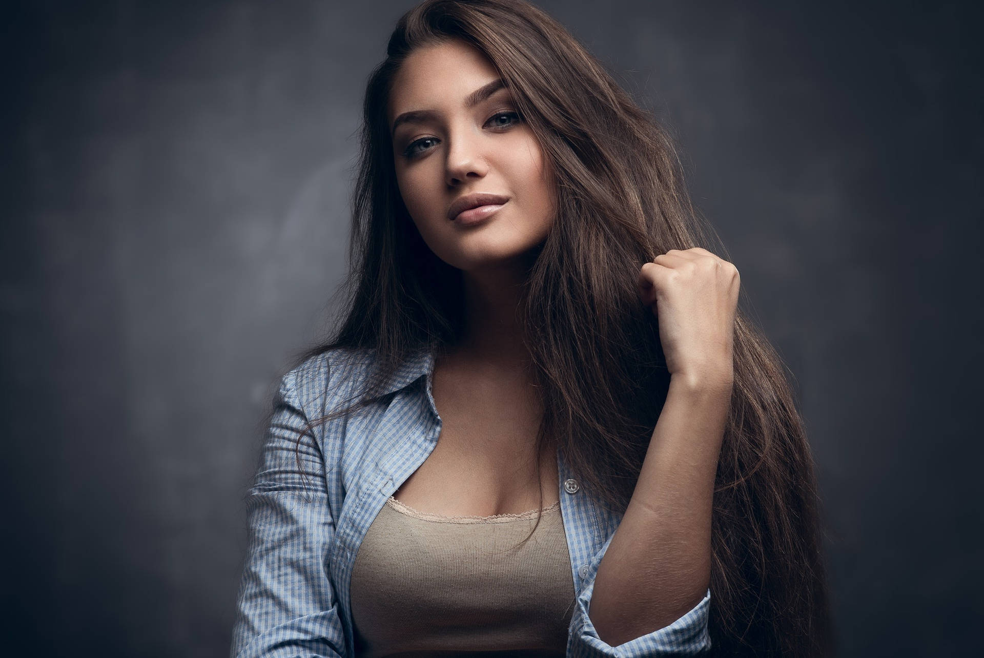 Beautiful Girl Wallpaper
